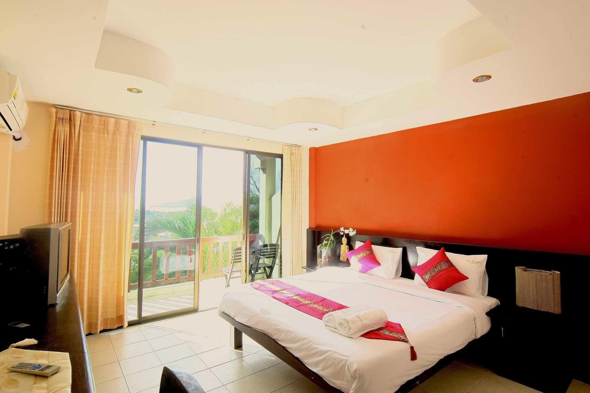 Sea Hills Resort Patong Eksteriør billede