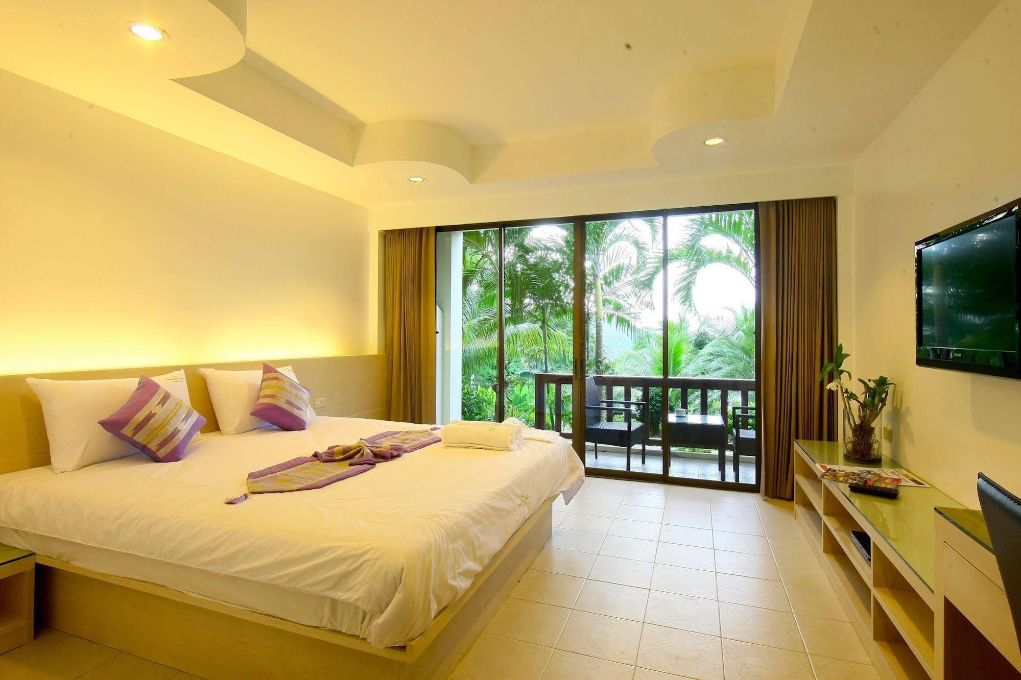 Sea Hills Resort Patong Eksteriør billede